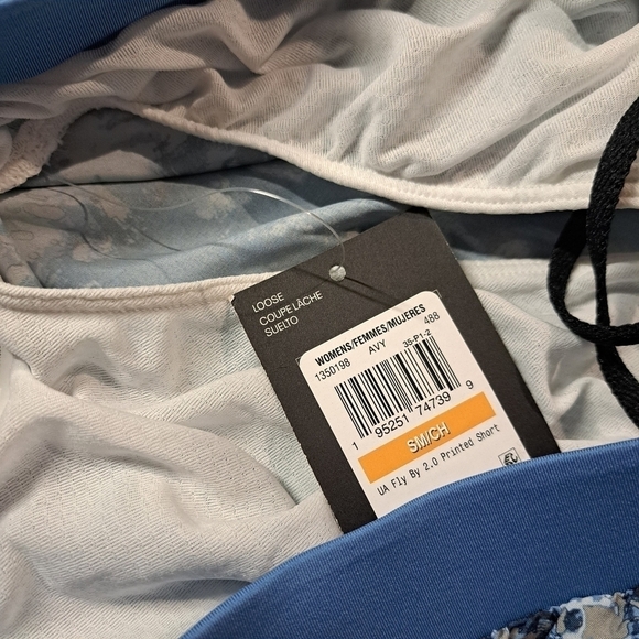 3 FOR 12 SALE NWT Under Armour Loose Fit Shorts Size Small - Picture 6 of 8